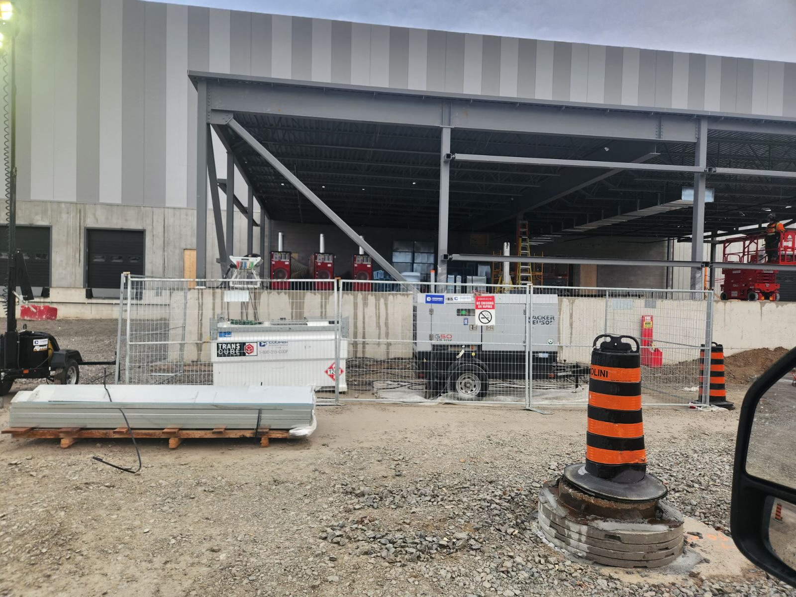 generator and fuel cube on site.